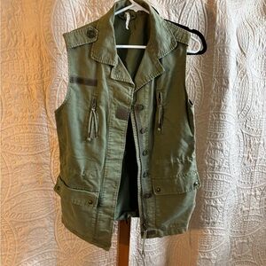 Willow & Clay Olive Green Vest